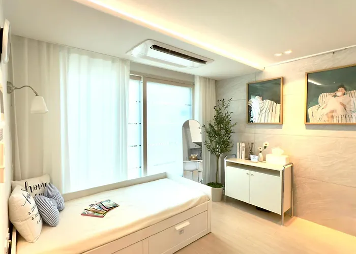 Hauskomma 서울 홍대,이태원,명동 짐보관 무료 주차 엘레베이터 새아파트 Appartement