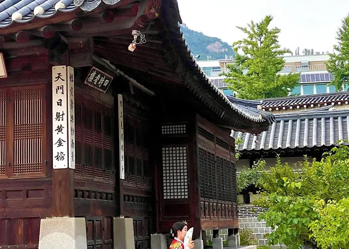 Hauskomma 서울 홍대,이태원,명동 짐보관 무료 주차 엘레베이터 새아파트